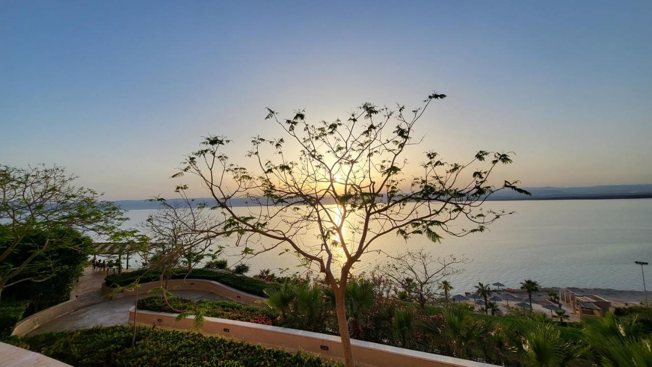 Comfy Stays Sea View Apartments At Deadsea Samarah Resort Sweimeh Eksteriør billede