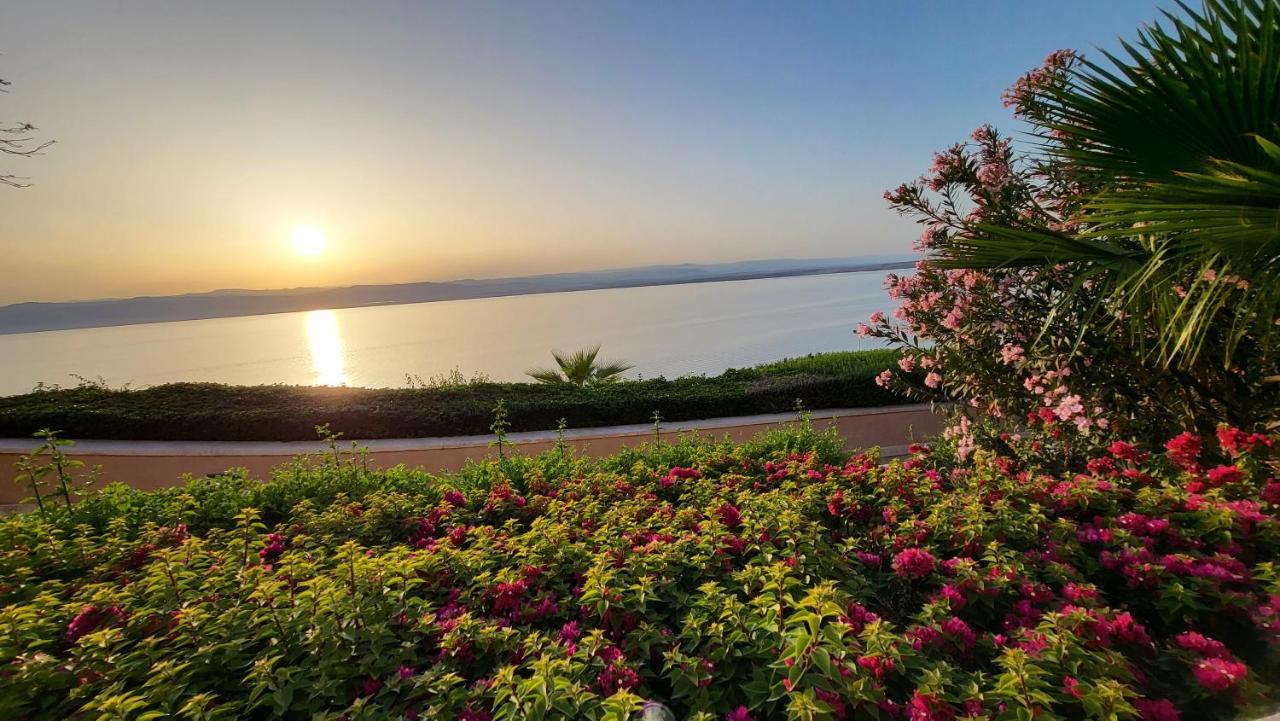 Comfy Stays Sea View Apartments At Deadsea Samarah Resort Sweimeh Eksteriør billede